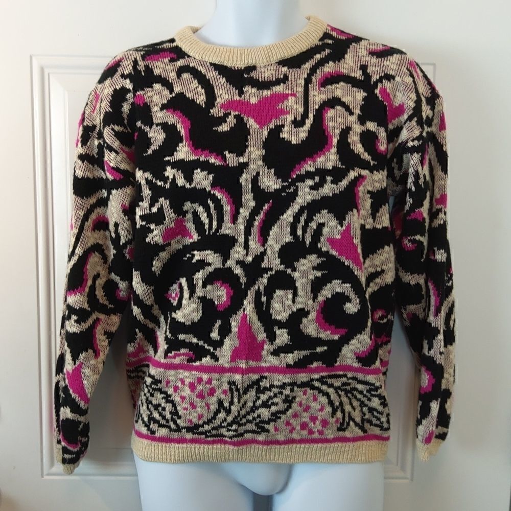 Rainbow Ridge black magenta and cream crew neck sweater